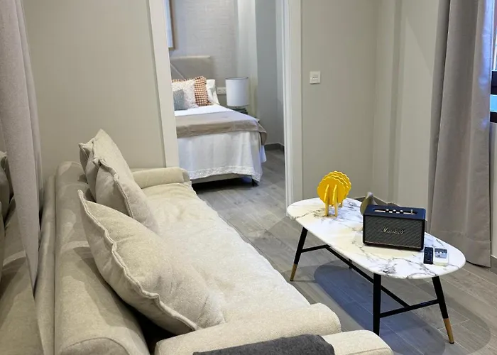 Suspiro Penthouse 302 By Florentia Homes